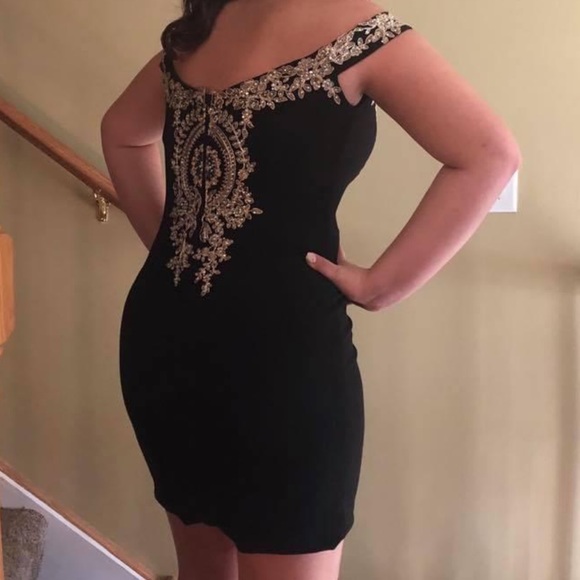 Homecoming dress - Picture 4 of 4